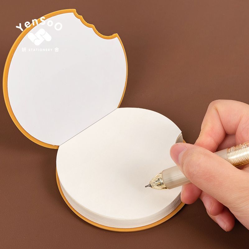 FUN CHOCOLATE-SCENTED NOTEPADS