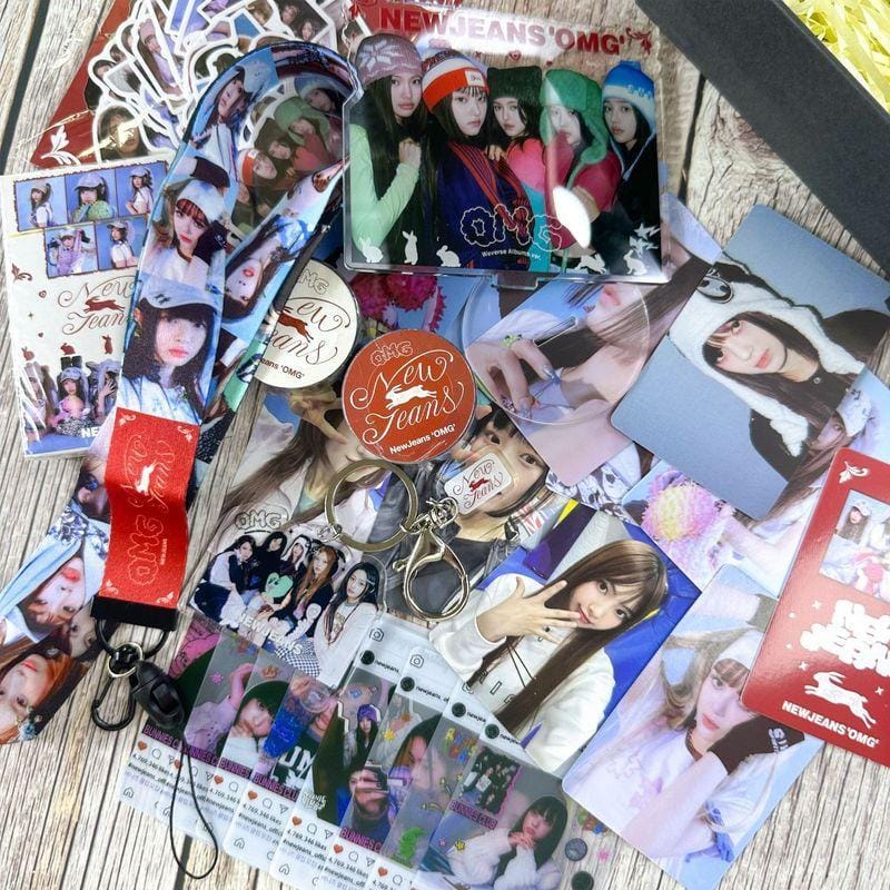 NEWJEANS COLLECTIBLE / GIFT BOX - VARIOUS ITENS