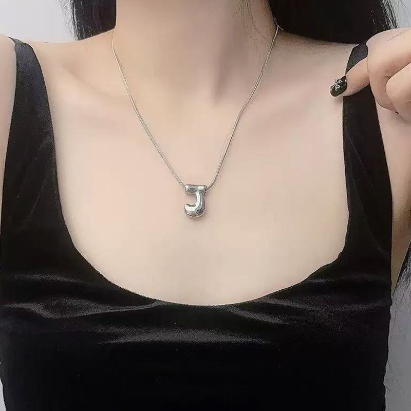 CORTIS NECKLACE